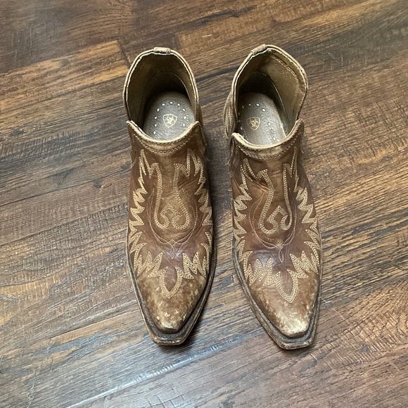 NWOT - Ariat Dixon western boot women’s size 7.5 loose fit - Picture 5 of 8